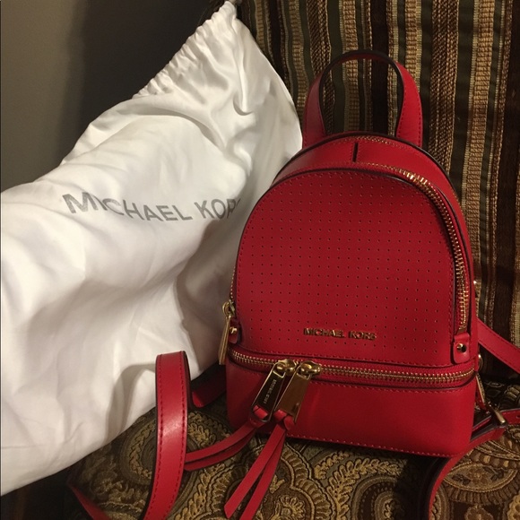 Mini Michael kors multi functional backpack!! - Picture 1 of 4